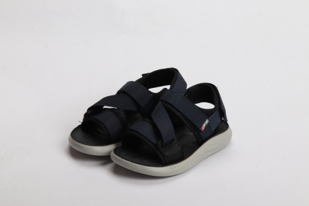 МАЛЬЧИКИ - БОСОНОЖКИ НА МАЛЬЧИКА