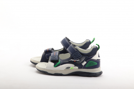 БОСОНОЖКИ НА МАЛЬЧИКА [1]