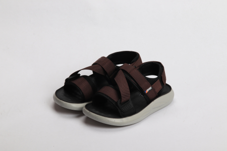 МАЛЬЧИКИ - БОСОНОЖКИ НА МАЛЬЧИКА