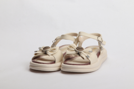 БОСОНОЖКИ НА ДЕВОЧКУ [2]