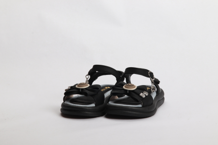 БОСОНОЖКИ НА ДЕВОЧКУ [2]