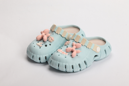 COPII - SLAPI FETITA EVA