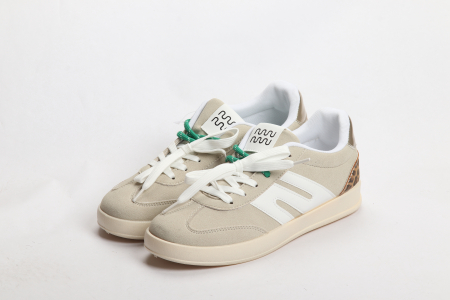 FEMEI - TENISI FEMEIE