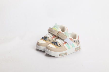 PANTOFI SPORT / GHETE - TENISI FETITA