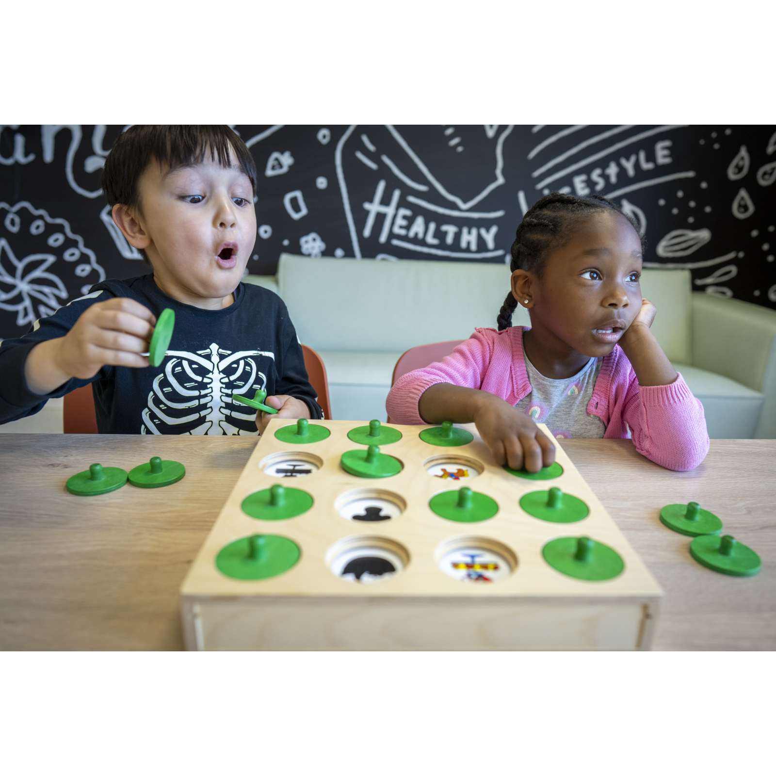 Caută și găsește – umbre și contururi [4]