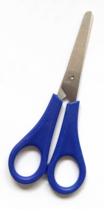 Foarfecă cu vârf rotunjit pentru copii 13,5 cm [2]