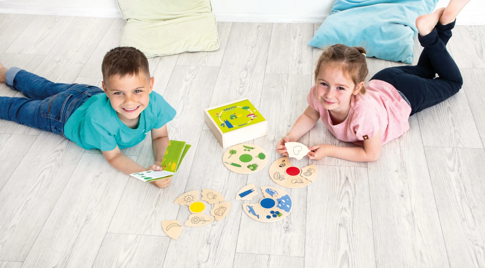 Puzzle educativ din lemn cu culori pentru copii [10]