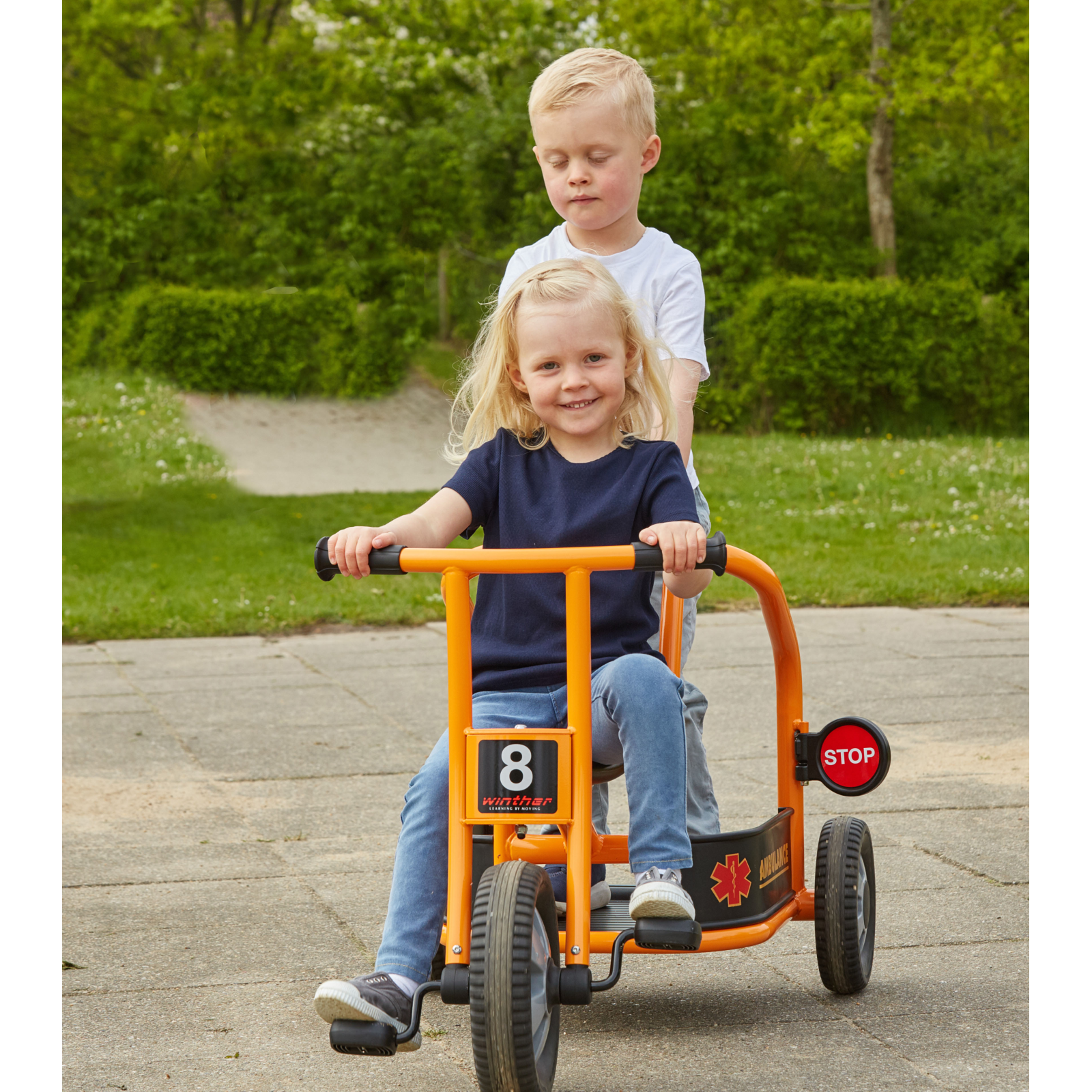 Tricicletă Ambulanță [9]