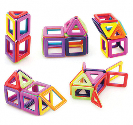 Joc de construcții magnetic spațial [1]