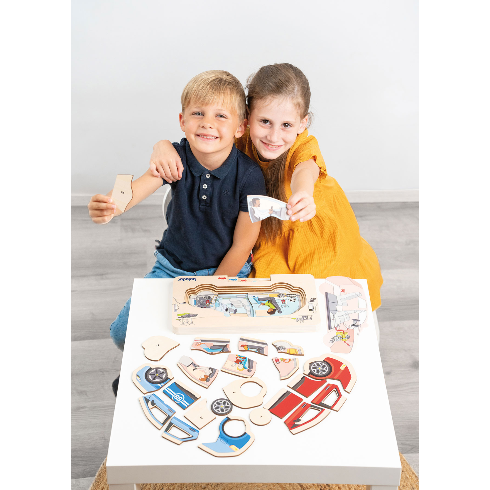 Puzzle stratificat auto cu motor electric și termic [20]