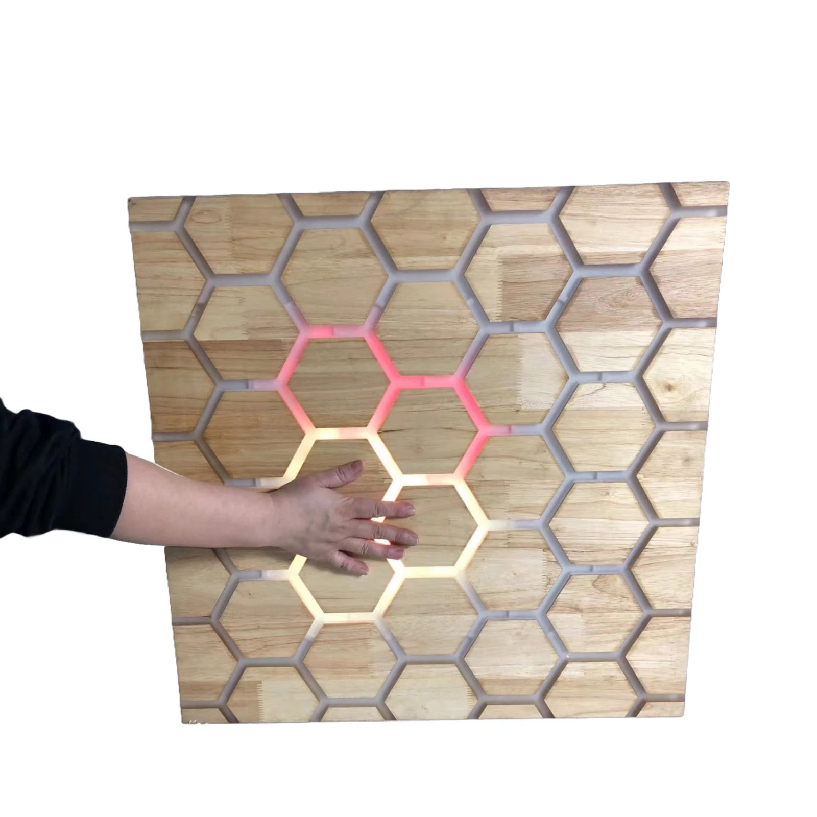 Stimulare vizuala - Panou interactiv tactil fagure, montat pe perete