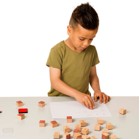 Joc de dezvoltare cognitivă Ștampilează scrisoarea [1]