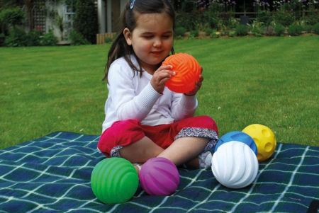 Mingi Tactile, TickiT, set de 6 mingi, multicolor [4]
