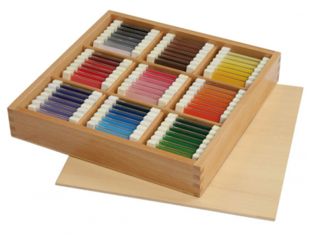 Secventialitate - Set de 63 plăcuțe colorate într-o cutie din lemn