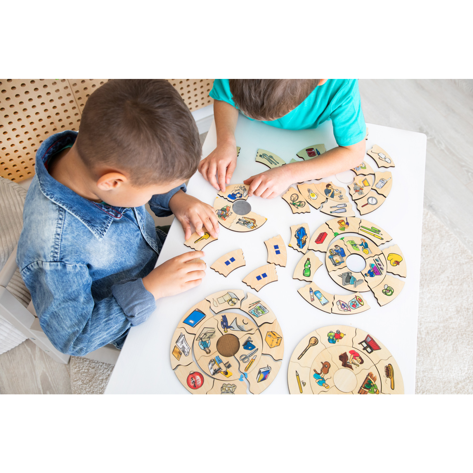 Puzzle din lemn asociere materiale și profesii 65 piese [12]