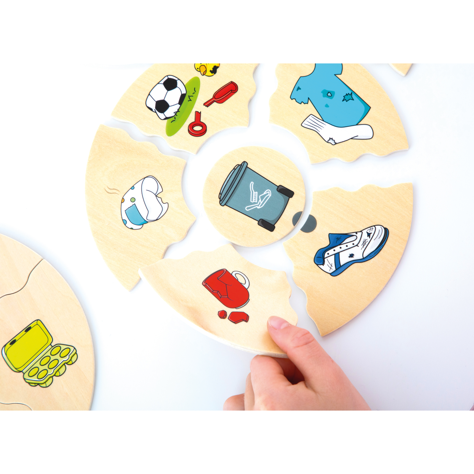 Puzzle educativ din lemn pentru sortarea deșeurilor și reciclare [12]