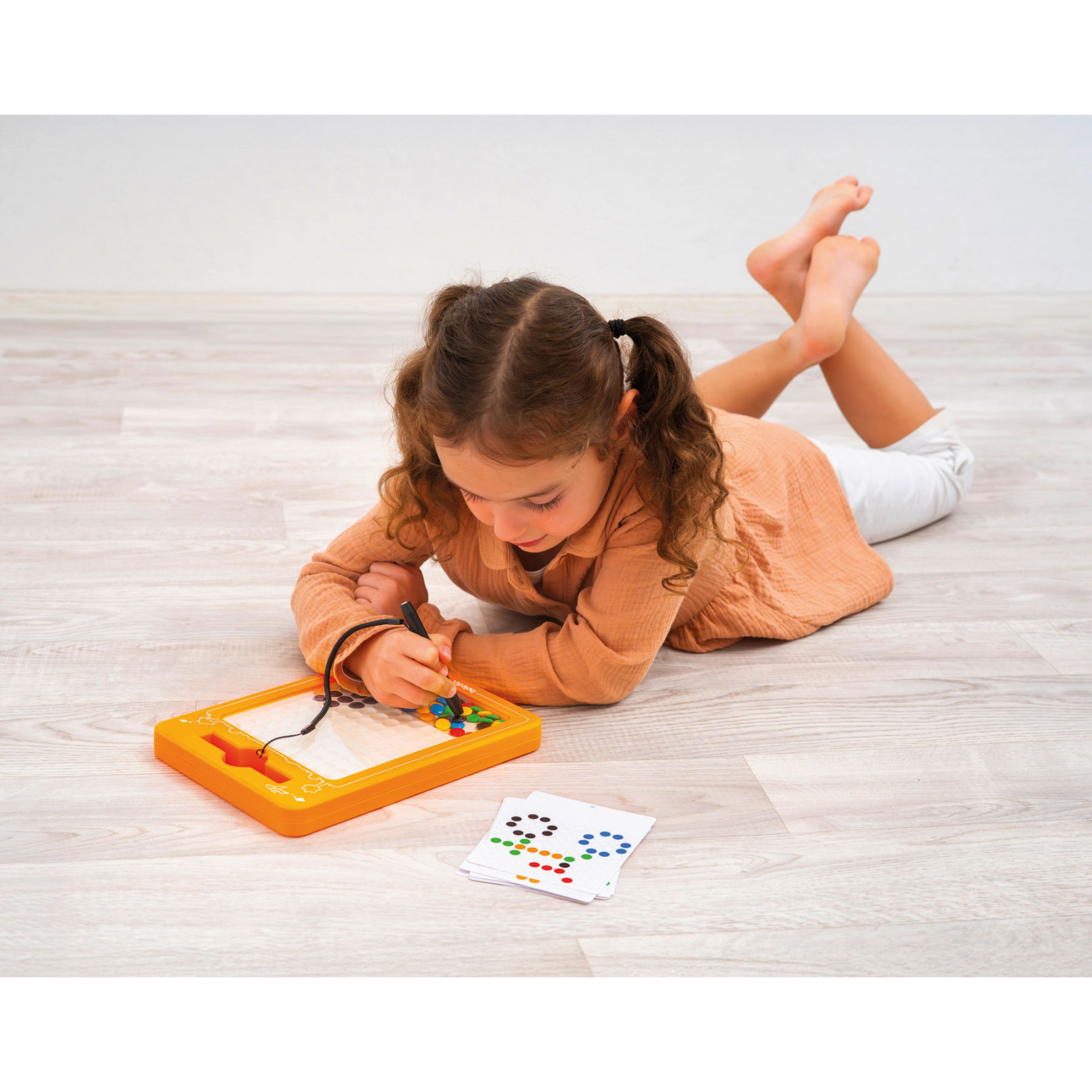 Set cu tablă magnetică – aranjare și sortare [6]