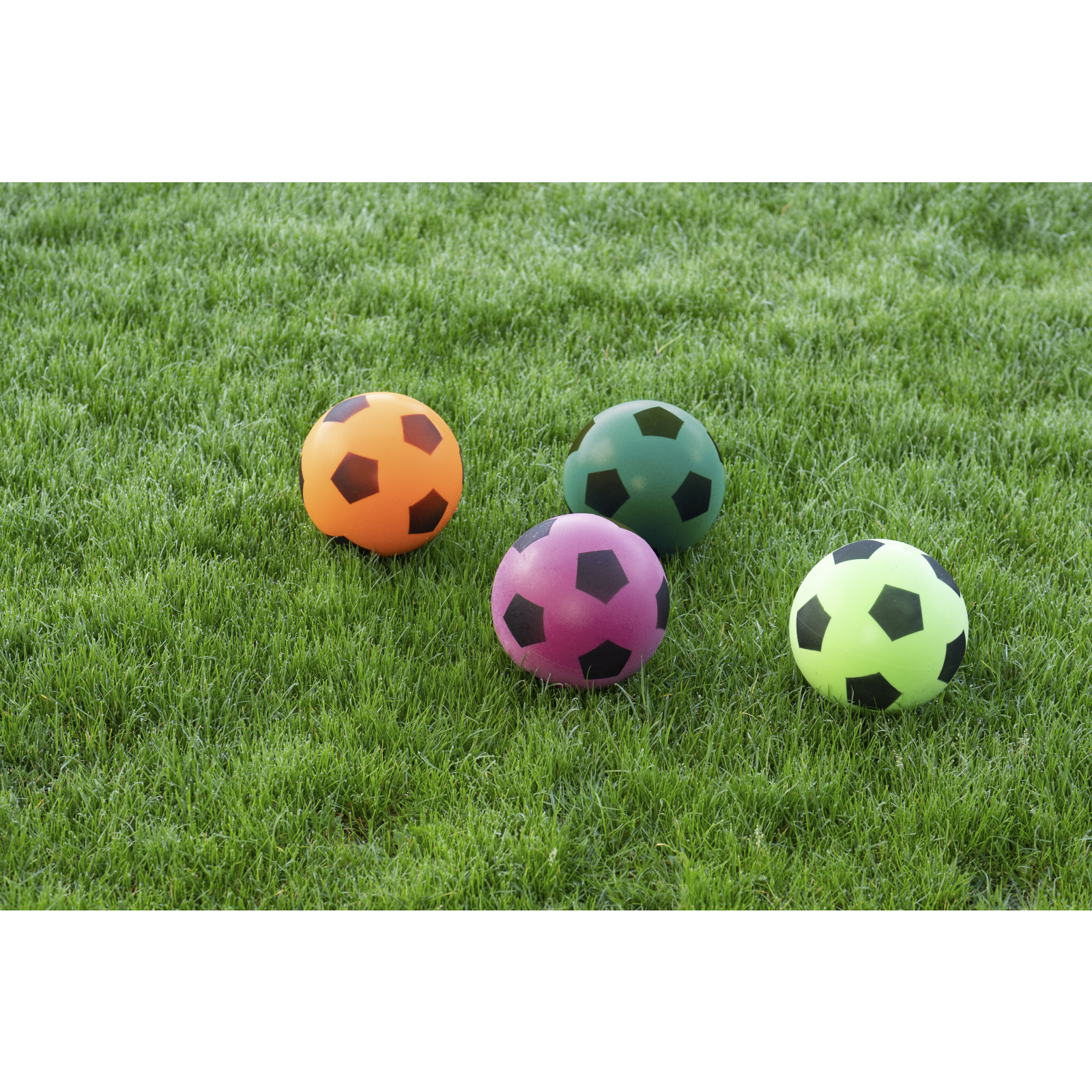 Set de 4 mingi din spumă solidă, cu diametrul de 12 cm [5]