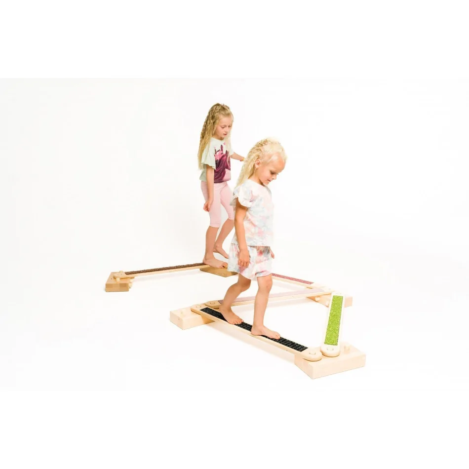 Traseu psihomotric senzorial din lemn [2]