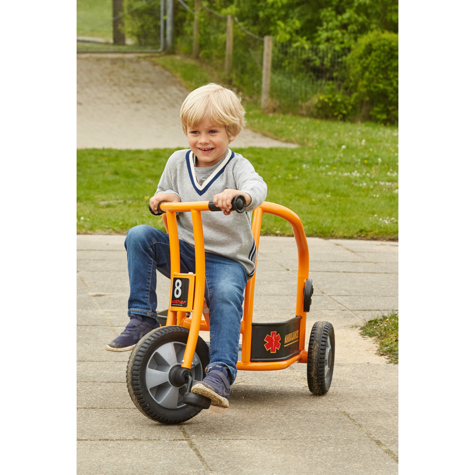 Tricicletă Ambulanță [9]