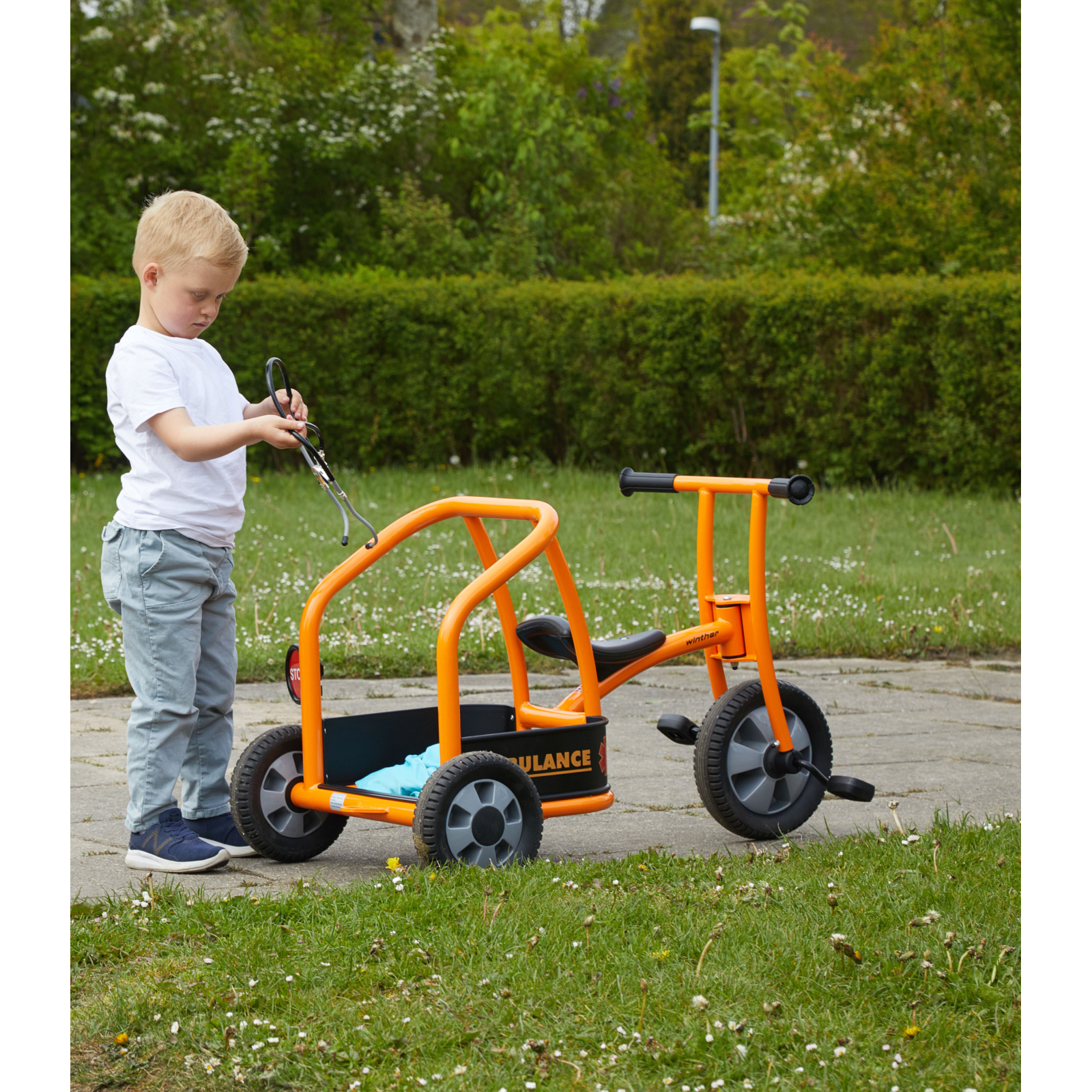 Tricicletă Ambulanță [7]