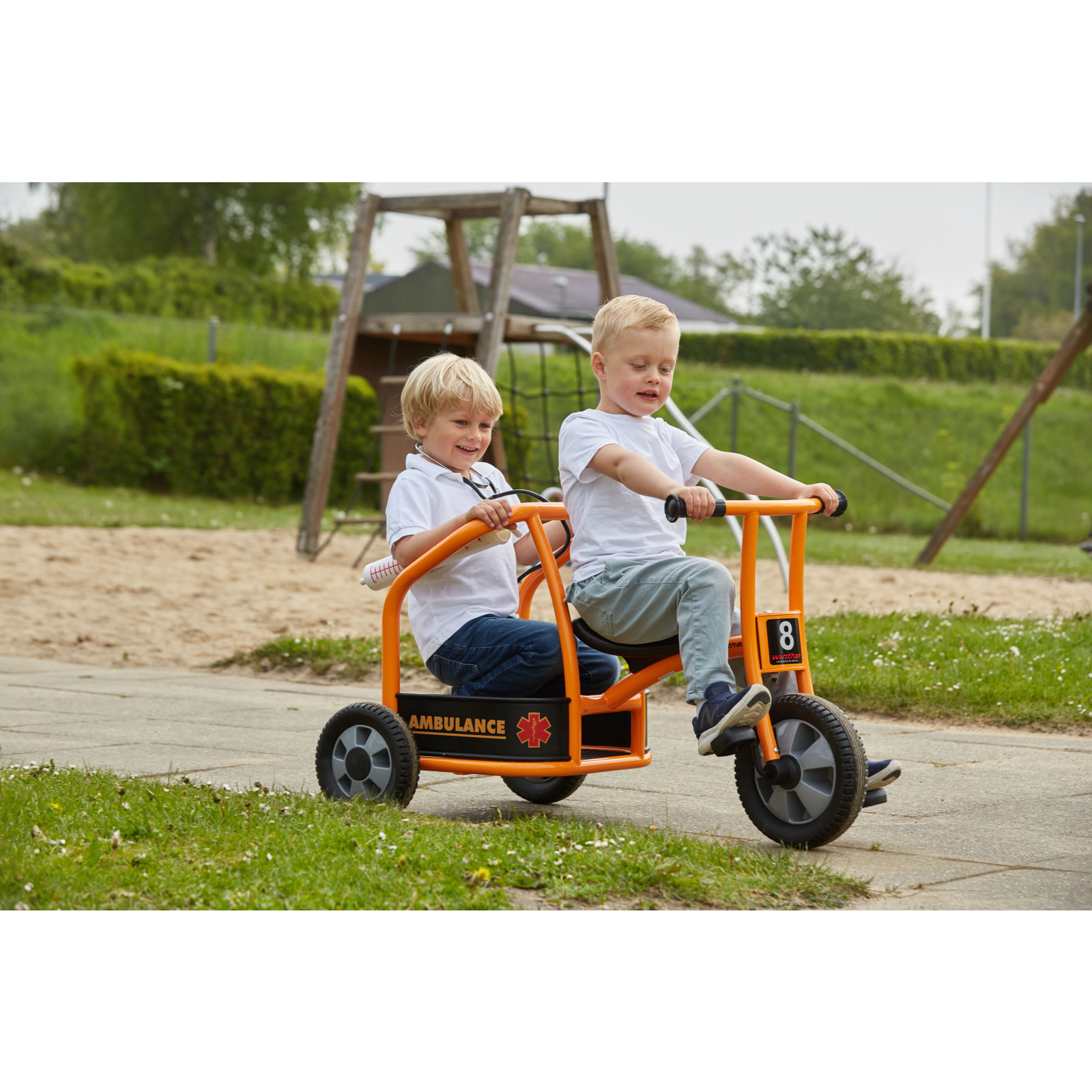 Tricicletă Ambulanță [10]