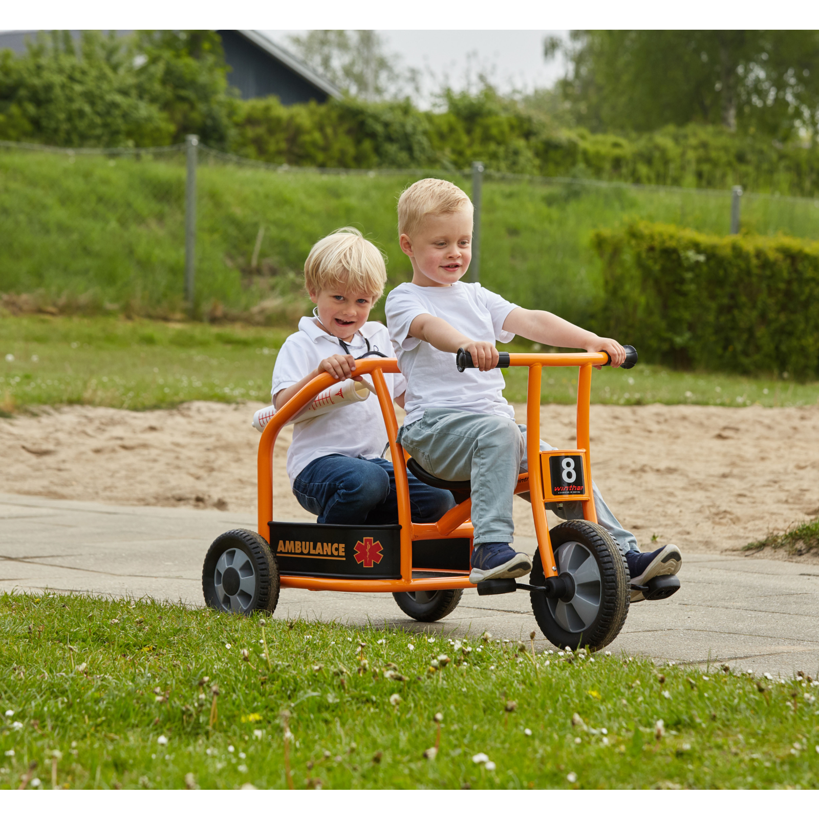 Tricicletă Ambulanță [4]