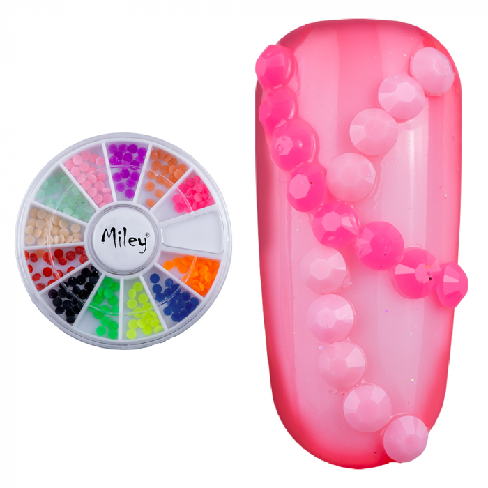 Carusel decoratiuni unghii, pietricele multicolore [6]