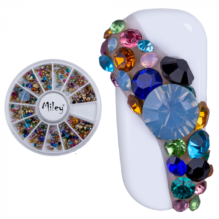 Carusel, strasuri multicolore tip diamant [3]