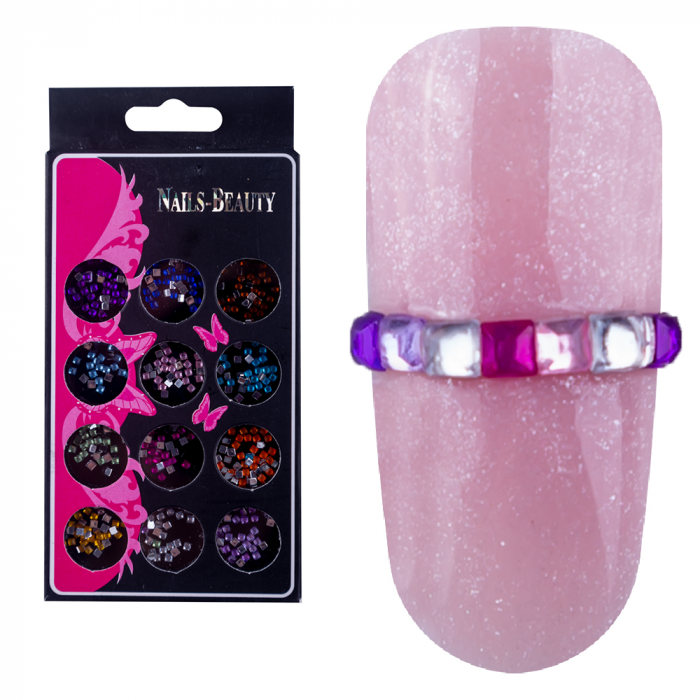 Decoratiuni unghii, Lila Rossa, strasuri patrate multicolore [1]
