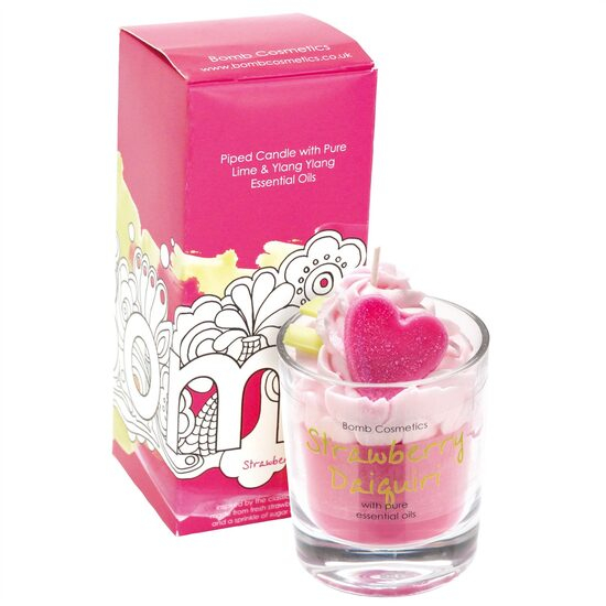 Lumanare parfumata 160g Strawberry Daiquiri Piped Candle, Bomb Cosmetics [1]