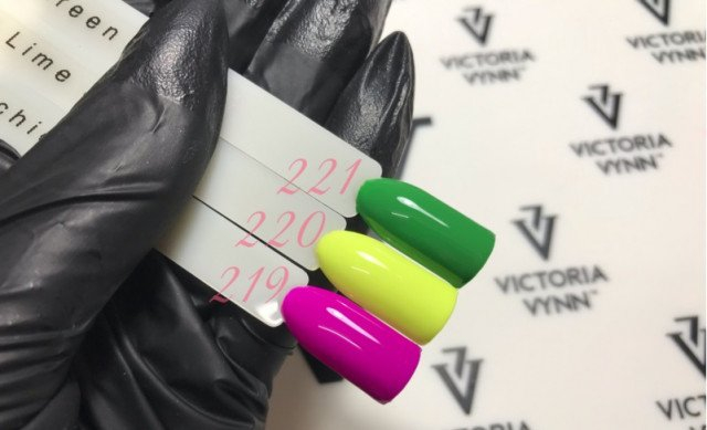 Oja semipermanenta Victoria Vynn Gel Polish 220 Lime Juice 8 ml [4]