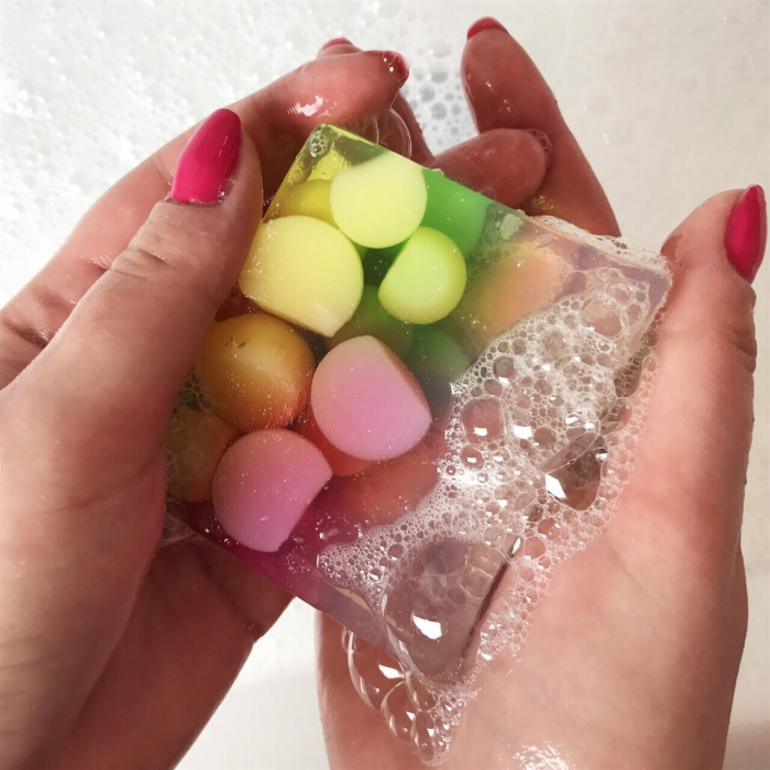 Sapun solid handmade Bubble Up Soap 100g, Bomb Cosmetics [5]