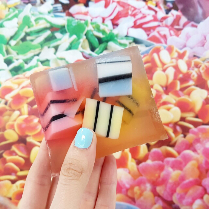 Sapun solid handmade Candy Box Soap 100g, Bomb Cosmetics [2]