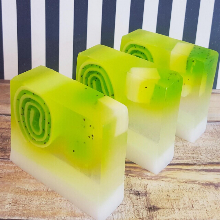 Sapun solid handmade Lime & Dandy Soap 100g, Bomb Cosmetics [2]