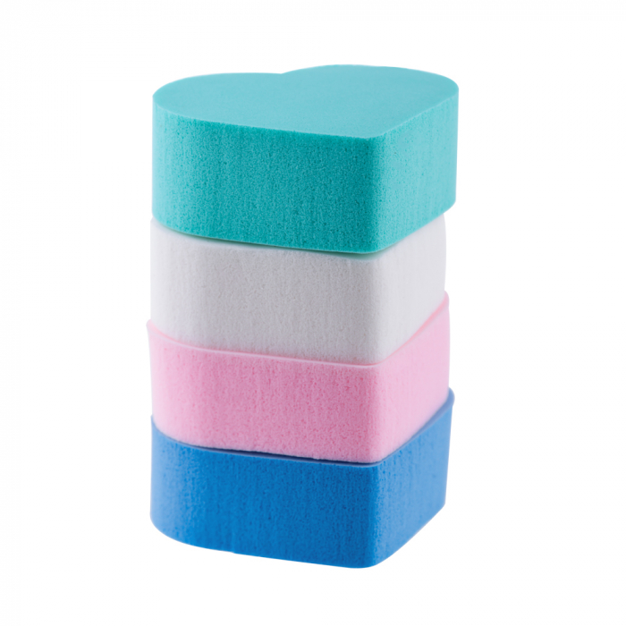 Set bureti Beautyblender, pentru aplicarea fondului de ten, in forma de inima, 4 buc [2]