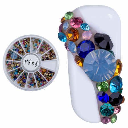 Carusel, strasuri multicolore tip diamant [2]