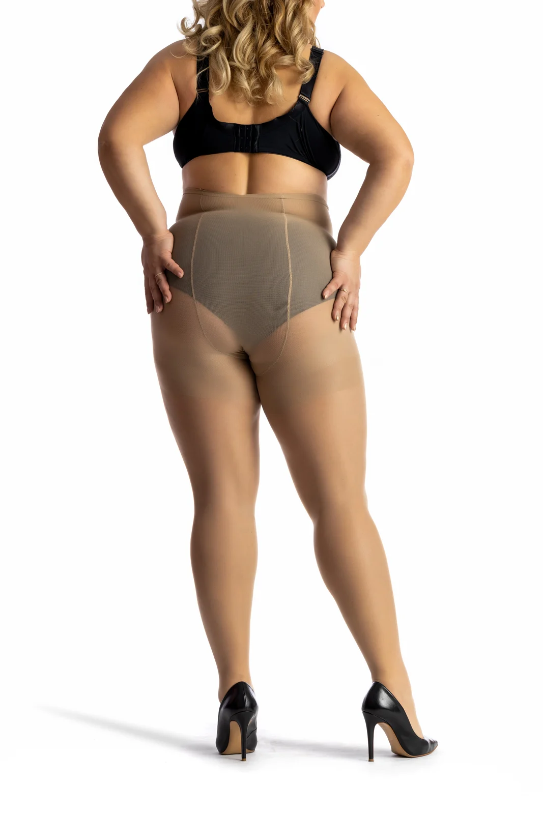 Dres transparent QUEEN 20 den pentru marimi mari, Bej [4]