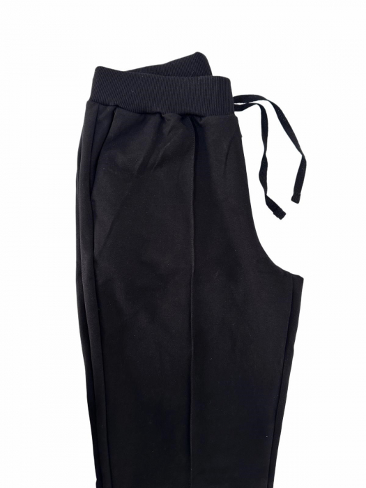 Pantalon negri pentru femei [3]