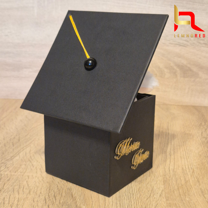 Cadou pentru absolvire - Toca Personalizata cu Poze Mesaj și plus dragalas [6]