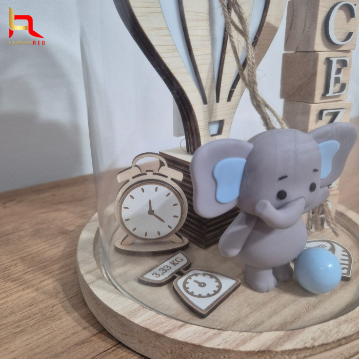 Cupolă din sticlă cu detalii personalizate – cadou special la nașterea bebelușului [4]