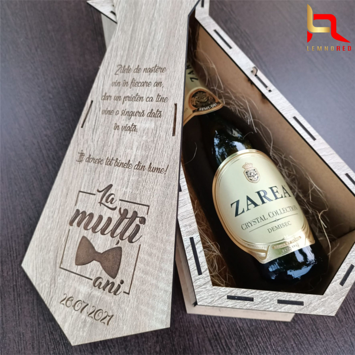 Cutie personalizata pentru vin tip CRAVATA [3]