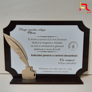 Rame foto / Decoratiuni - Trofeu cu mesaj pentru pensionare