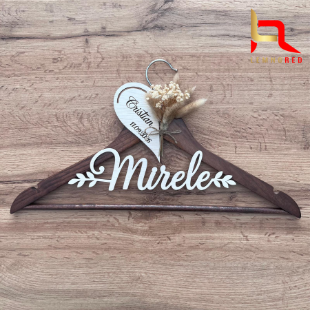 Umerase miri - Umerase din lemn - personalizate pentru mireasa si mire, cu nume si data