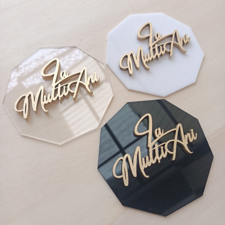 Accesoriu tort LA MULTI ANI din plexiglas & lemn [9]