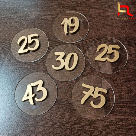 Toppere aniversari - Decoratiune tort CIFRA din plexiglas si lemn