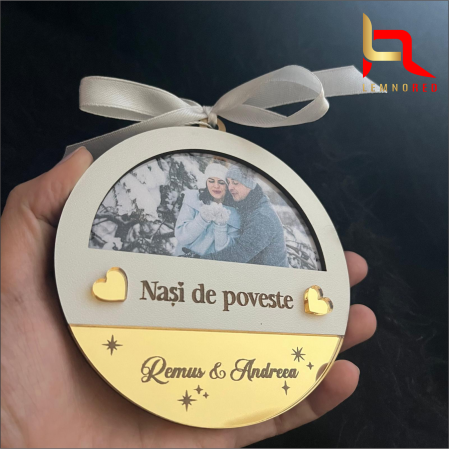 Glob pentru nasi, fini, parinti, bunici, frati (poza poate fi inlocuita) [1]