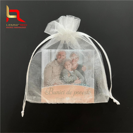 Magneti Personalizati pentru Persoane de Poveste – Cadouri Unice pentru Cei Dragi [2]