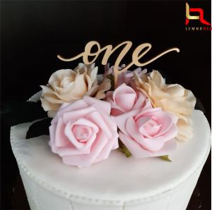 Toppere si ornamente tort - Topper tort ONE