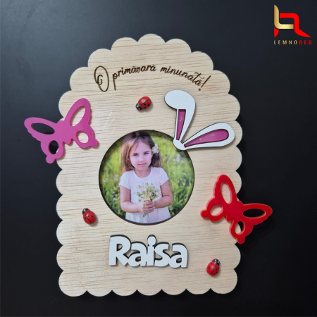 Rama foto magnetica personalizata – Decoratiune Paste cu plexiglas, fluturi si urechi de iepuras [2]